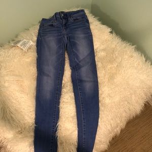 Super stretch blue jeans